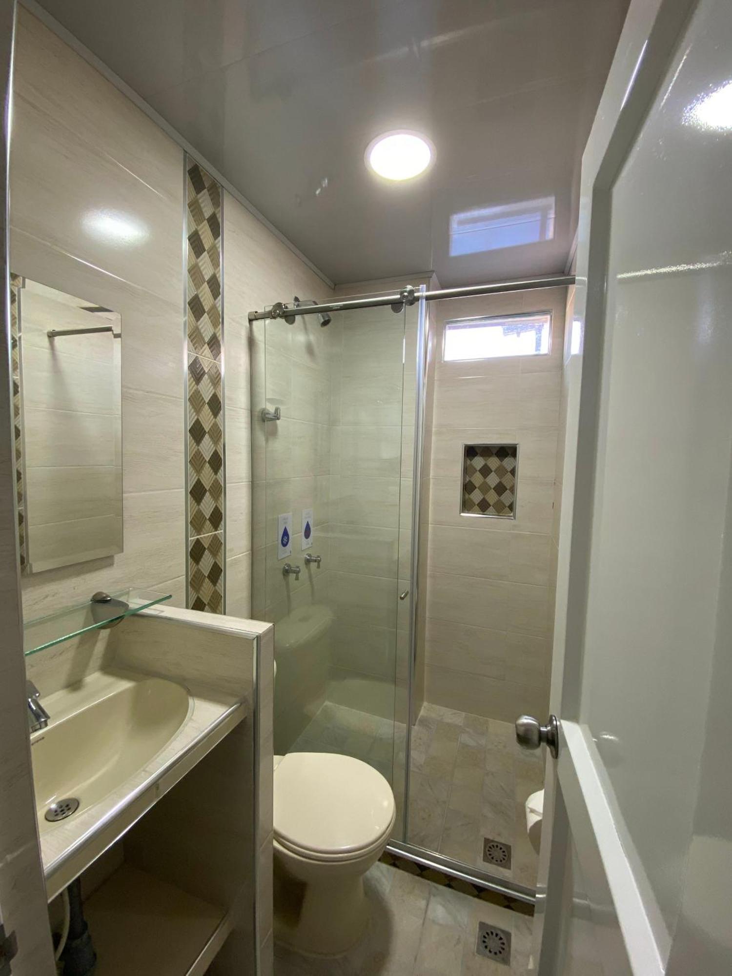 Hotel Alameda Plaza Cali Bagian luar foto