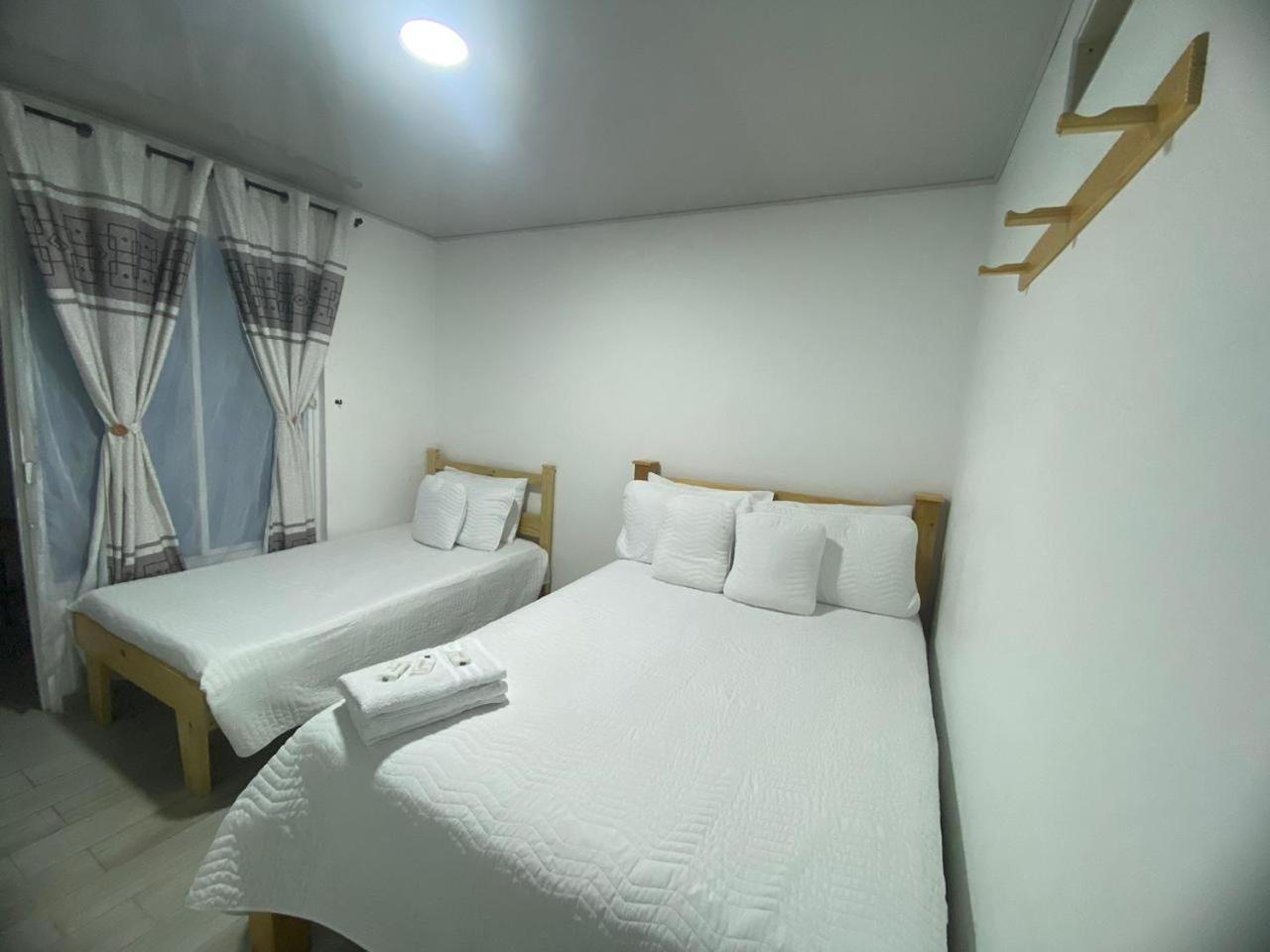 Hotel Alameda Plaza Cali Bagian luar foto